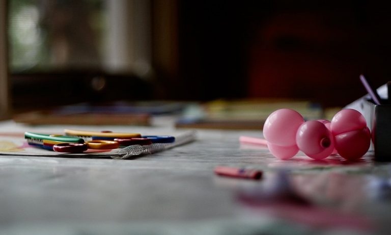 7 Creative Alternatives to Your Average Kids Picnic Table